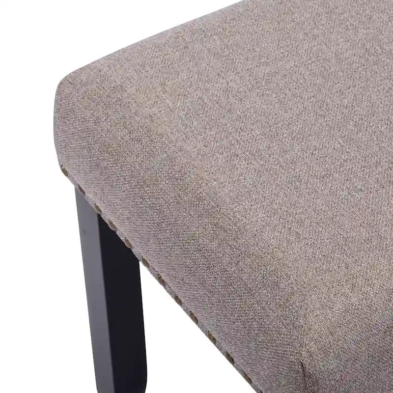 Panca moderna da 44 L con bordino a borchie, imbottita e con gambe in legno